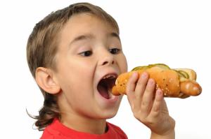 Virsli, kolbász, halrudacska – Gyerekeink kedvenc ételei?