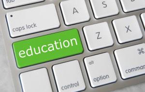 Bréking – Határozat született a Digitális Oktatási Stratégia végrehajtásáról