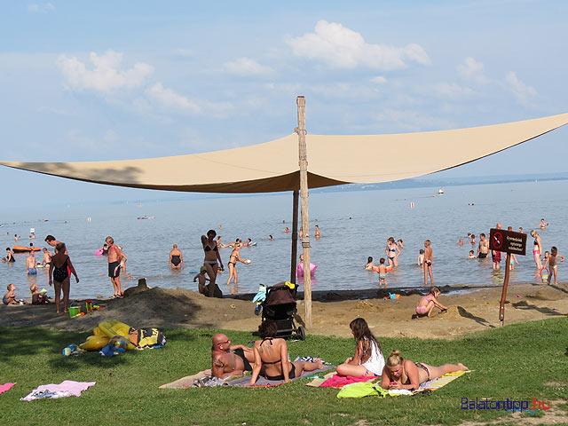  Balatongyörök Községi strand