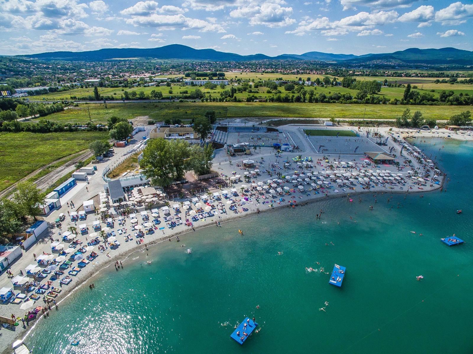 új Lupa strand