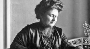 HOGY ÉREZNÉ MAGÁT MARIA MONTESSORI, HA MA LENNE TANÍTÓ EGY MAGYAR ÁLTALÁNOS ISKOLÁBAN?