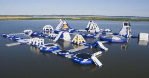 A Tisza-tavon épült meg Közép-Európa legnagyobb vízi játszótere