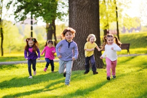 5 ok, hogy miért fontos a gyerekeknek játszani