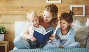 Ez a közös családi tevékenység hat a leginkább a gyerek későbbi írási, olvasási képességeire!