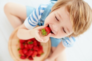 A gyerekek kedvenc gyümölcse az eper! 8 ok, amiért együnk minél több epret, amikor szezonja van!