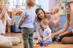 Rekordszámú a jelentkezés a csecsemő- és kisgyermeknevelő szakokra