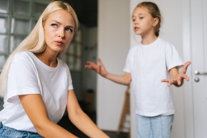 Gyereknevelési parák a 21. században? Nem vagy egyedül! – Jön a Szülők Napja!
