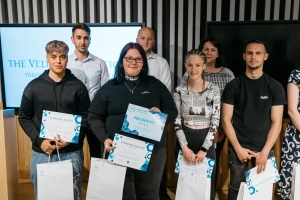 Időutazó palack, okoskuka, zöld ötletek – így üzennek a klímaváltozásról a paksi diákok!