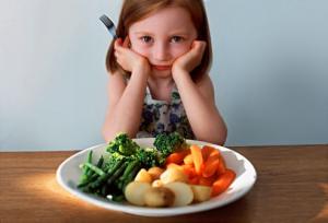 A lányok több gyümölcsöt, zöldséget esznek, mint a fiúk